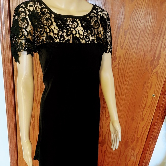 NWT/ MADE WITH LOVE LACE TRIM TUNIC/DRESS - Picture 4 of 6